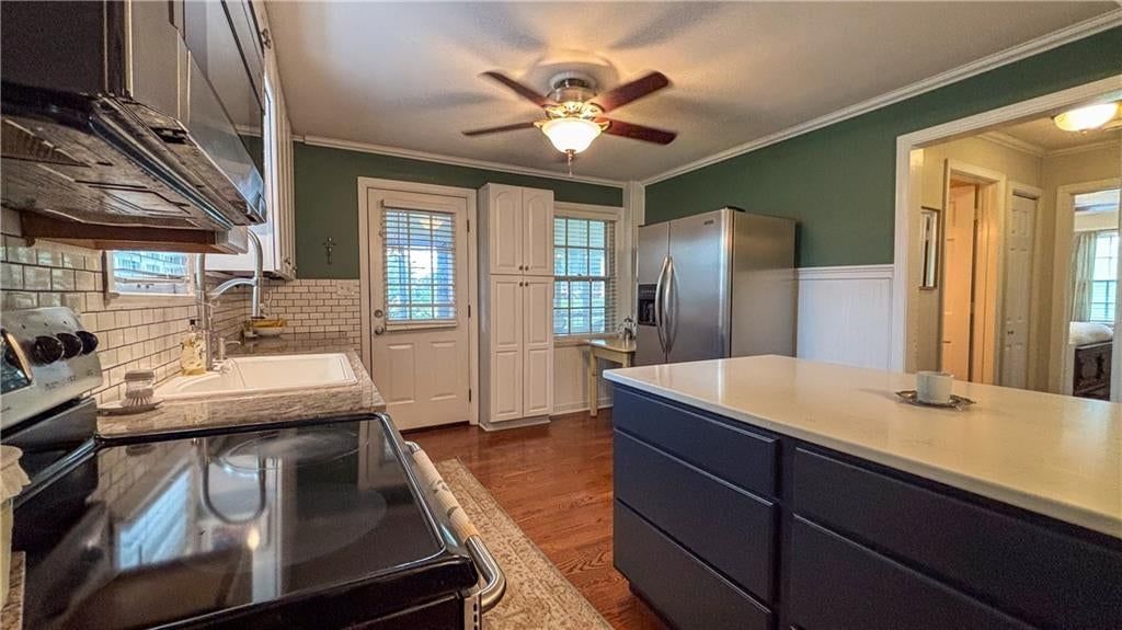 3822 Seneca Street — photo 15