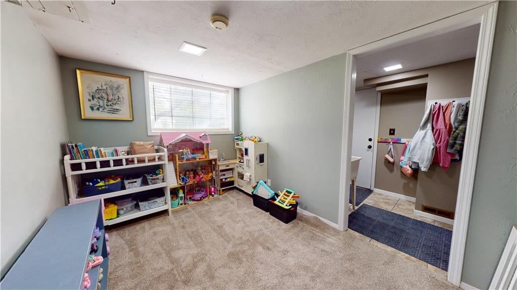 3822 Seneca Street — photo 29
