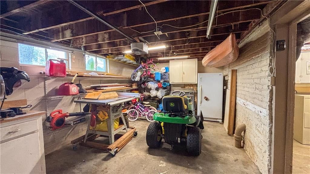 3822 Seneca Street — photo 38