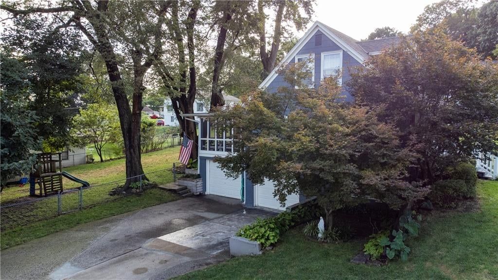3822 Seneca Street — photo 39