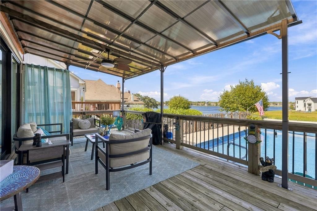 304 SW Green Teal Street — photo 45