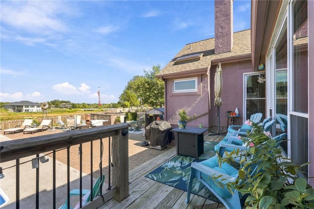 304 SW Green Teal Street — photo 48