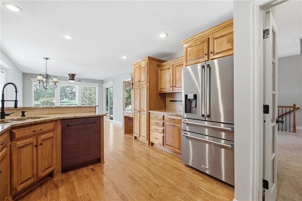 2135 NE Sparta Drive — photo 12