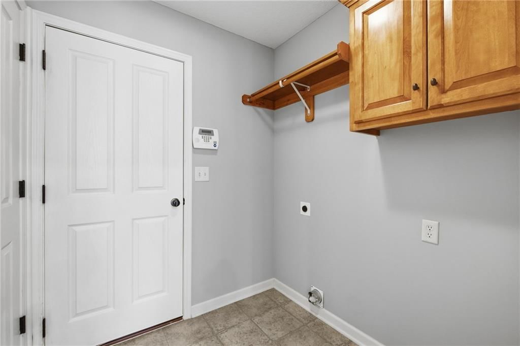 2135 NE Sparta Drive — photo 14