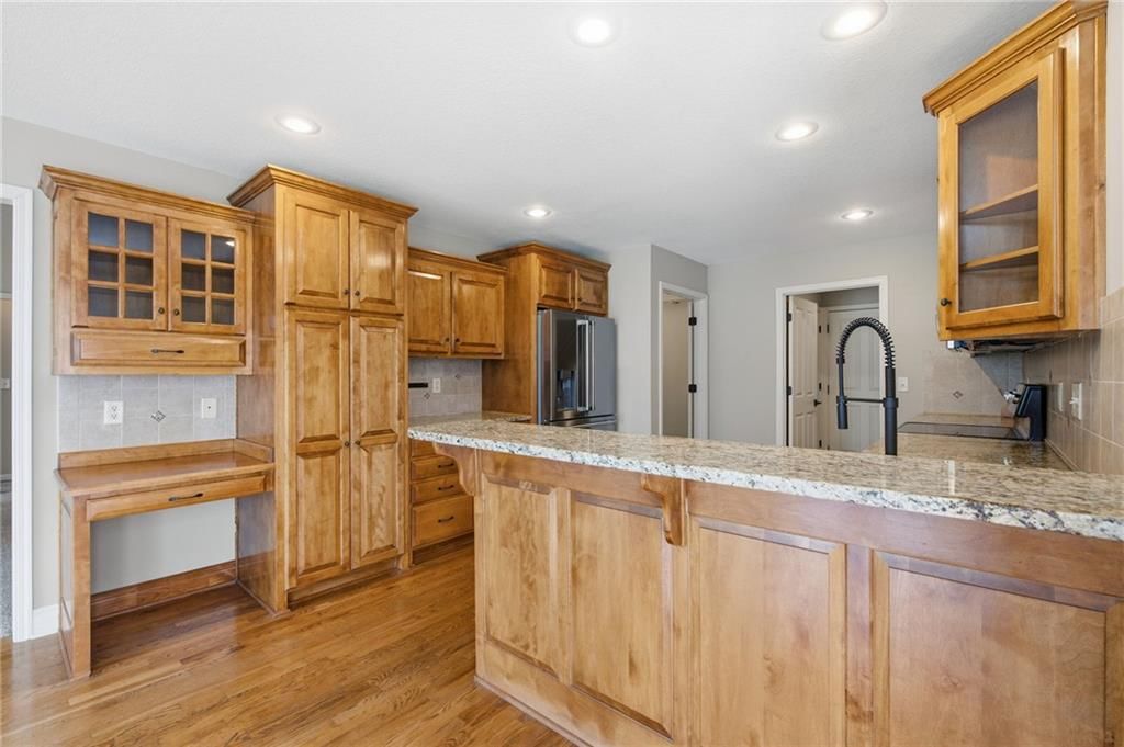 2135 NE Sparta Drive — photo 16