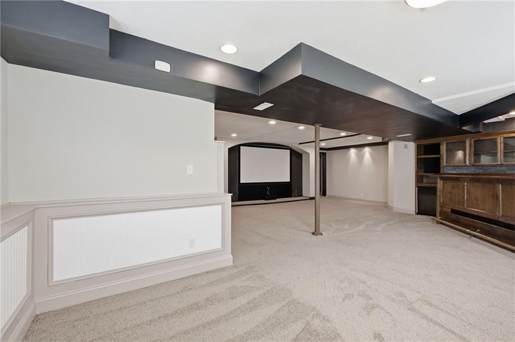 2135 NE Sparta Drive — photo 45