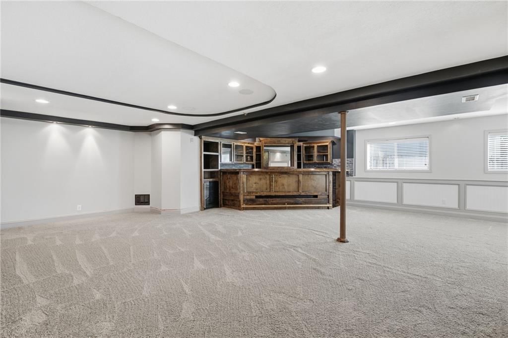 2135 NE Sparta Drive — photo 49