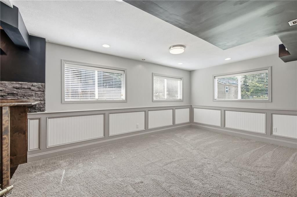 2135 NE Sparta Drive — photo 50