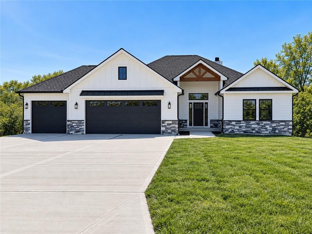 12203 S Eagle Crest Drive — photo 1