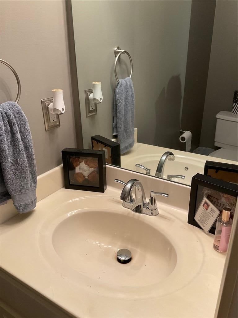 11200 N Lewis Avenue — photo 35