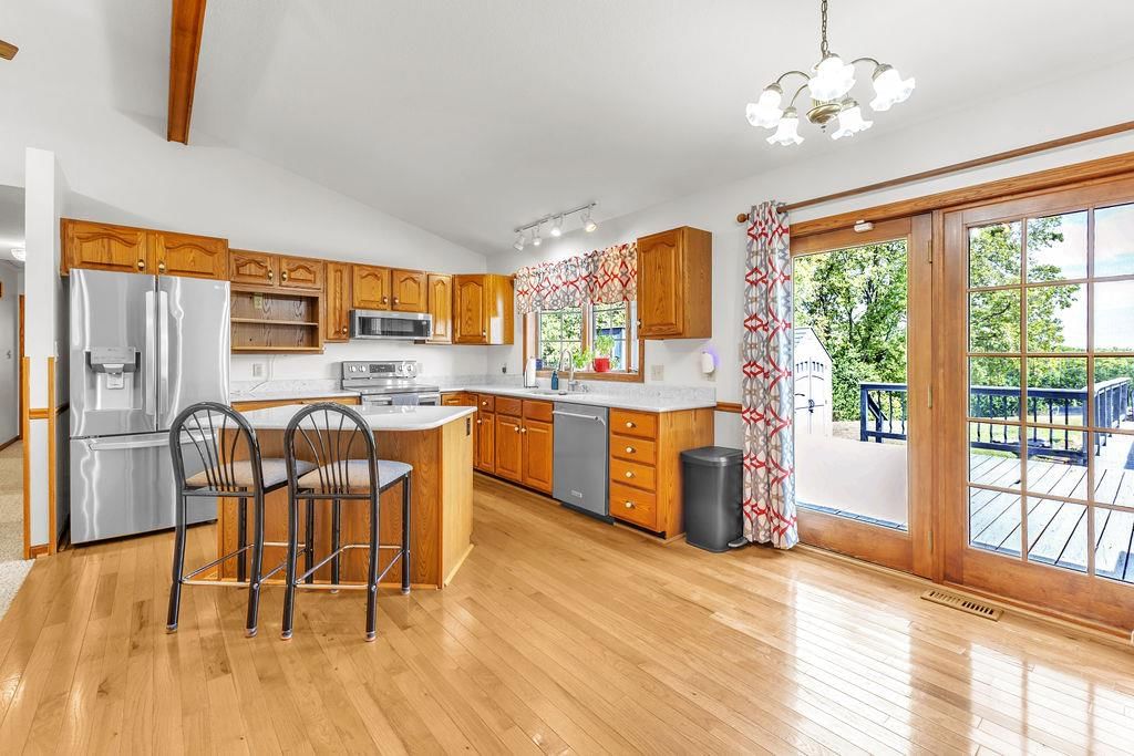 3109 SW Lane Road — photo 8