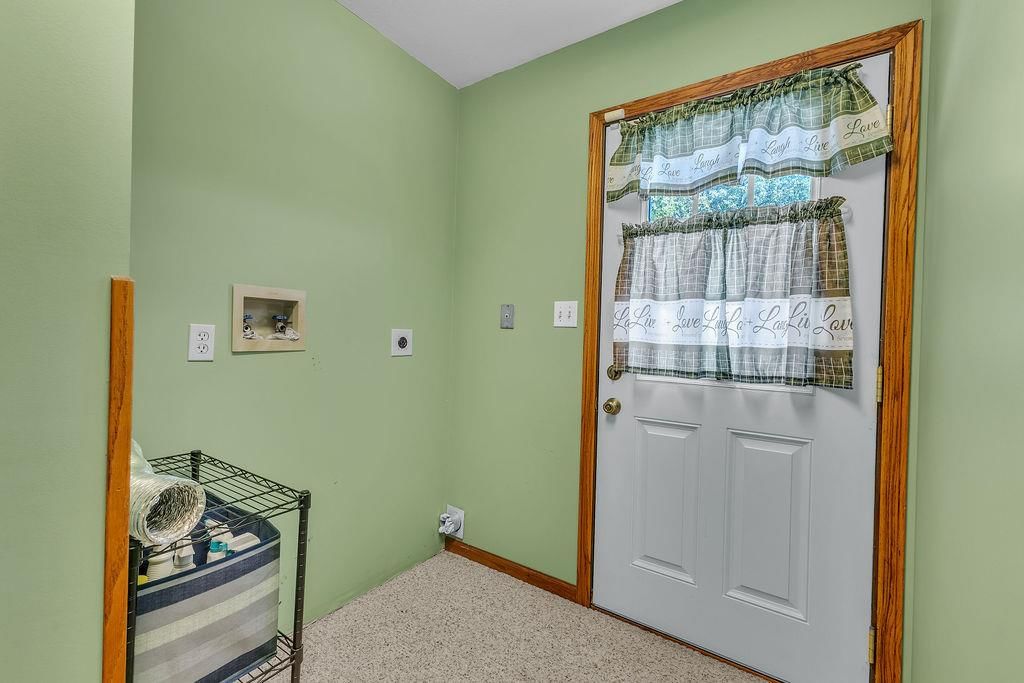 3109 SW Lane Road — photo 13