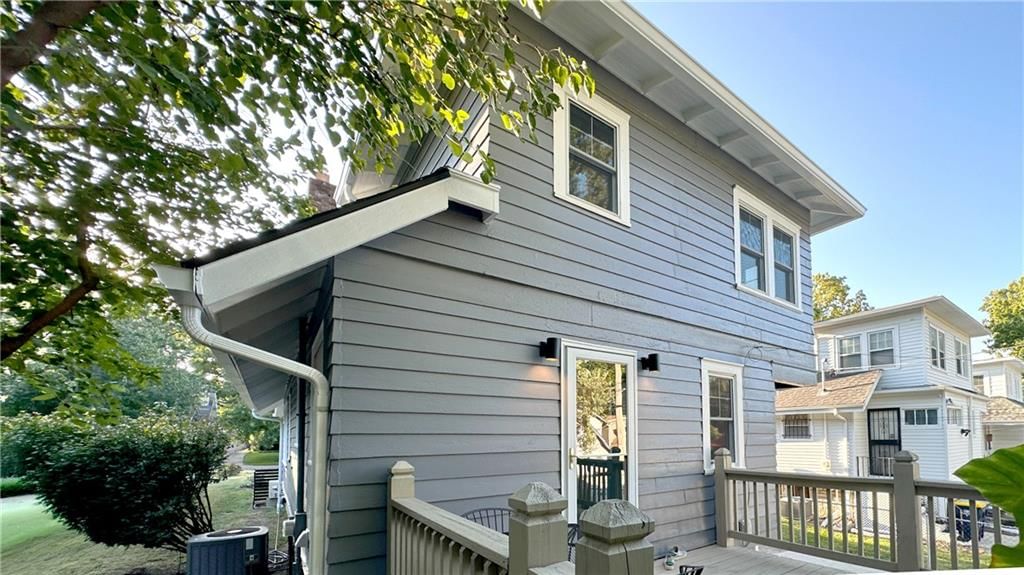 5809 Kenwood Avenue — photo 6