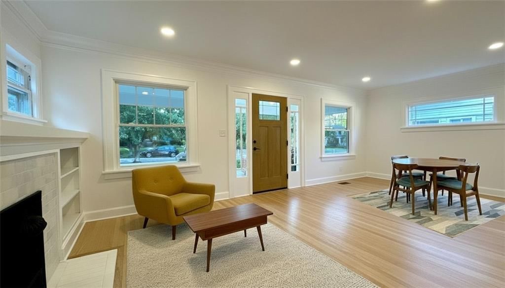 5809 Kenwood Avenue — photo 9