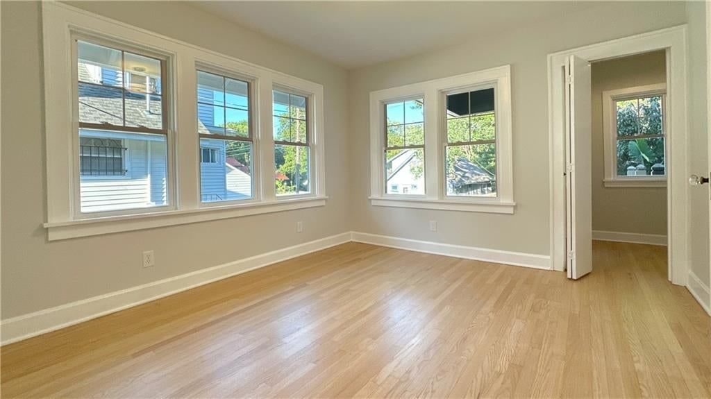 5809 Kenwood Avenue — photo 22