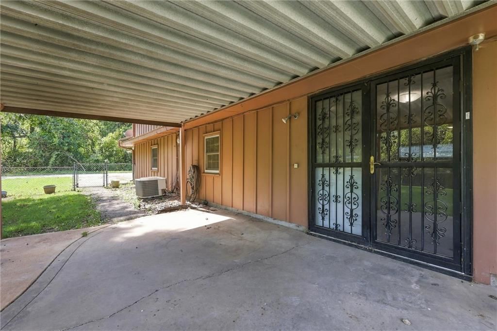 2505 N 57th Drive — photo 38