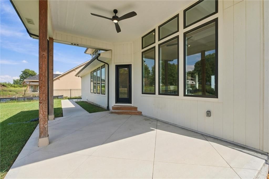 13002 Sloan Avenue — photo 37