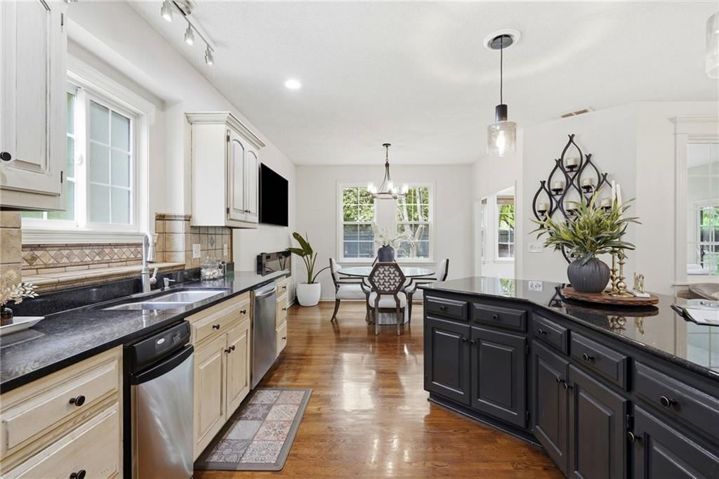 11813 W 138th Street — photo 12