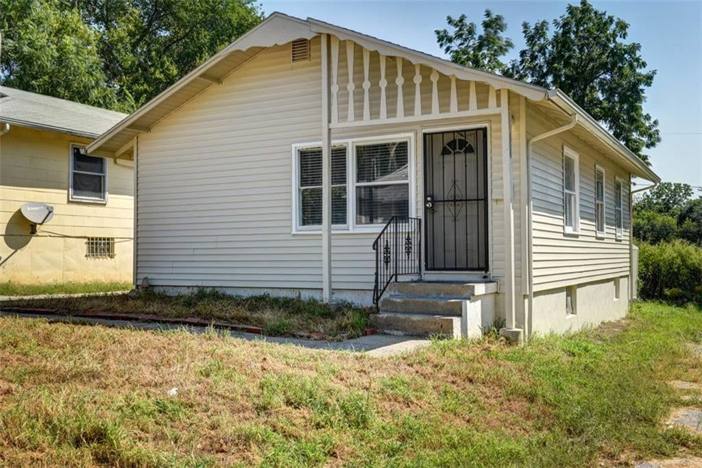 4517 Lawn Avenue — photo 2