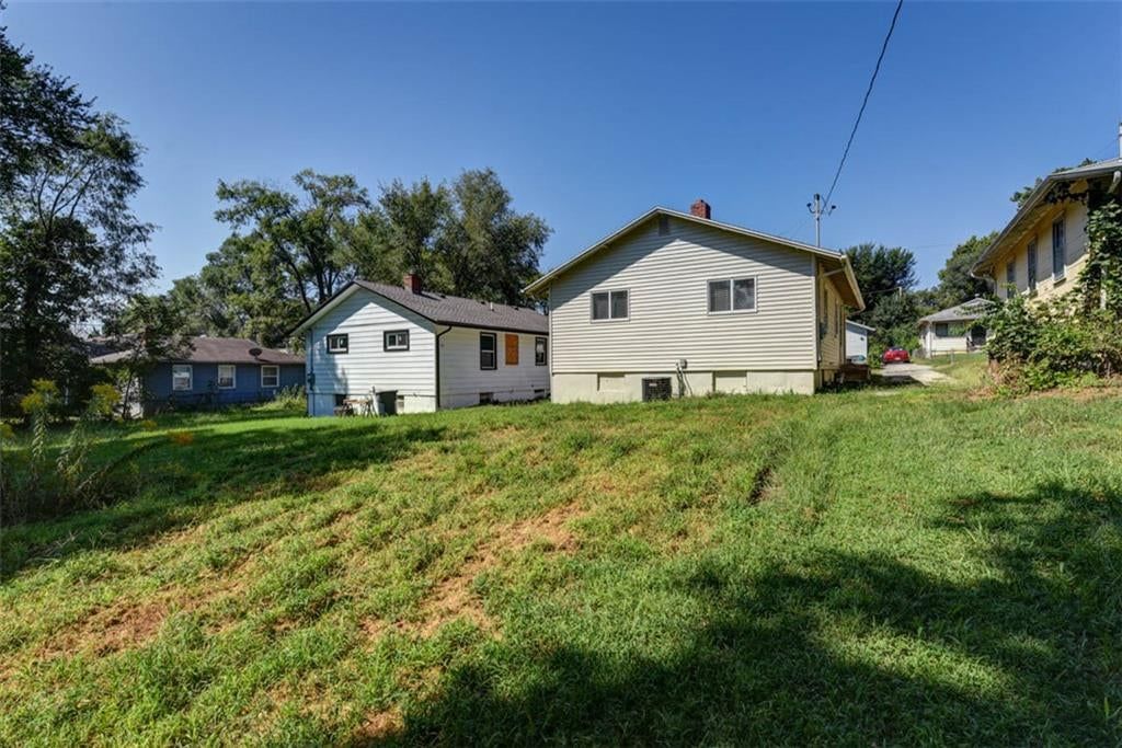 4517 Lawn Avenue — photo 23