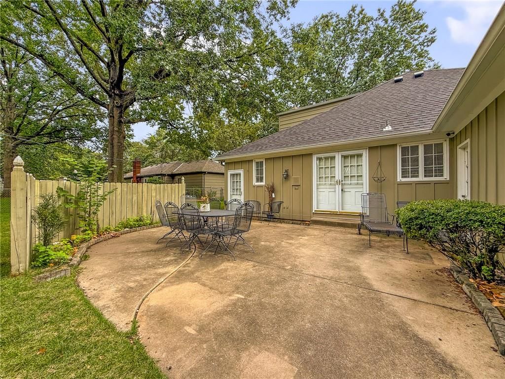 9975 Marty Street — photo 39