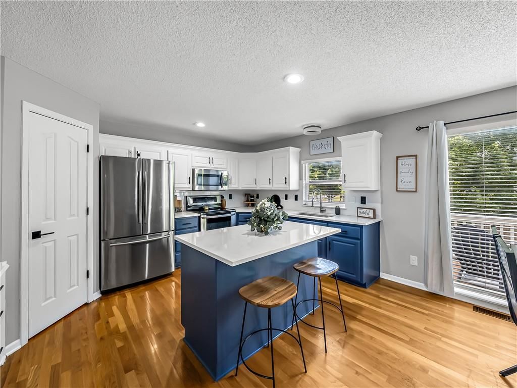29201 W 183rd Terrace — photo 8
