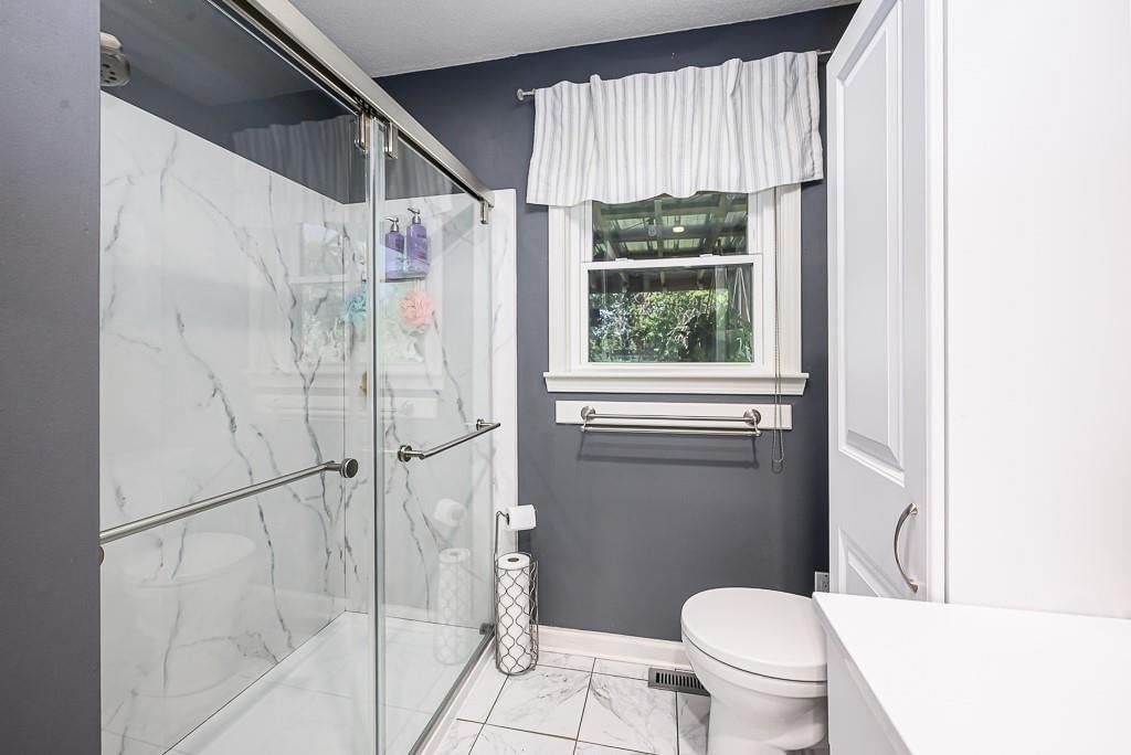 22400 W 73rd Terrace — photo 11