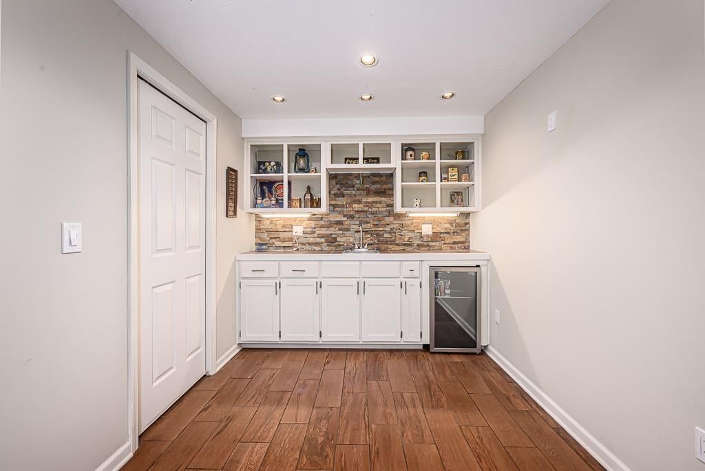 22400 W 73rd Terrace — photo 16