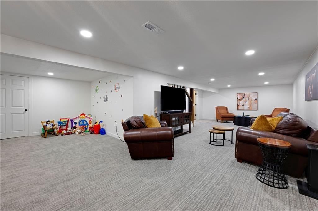 12730 Overbrook Road — photo 42