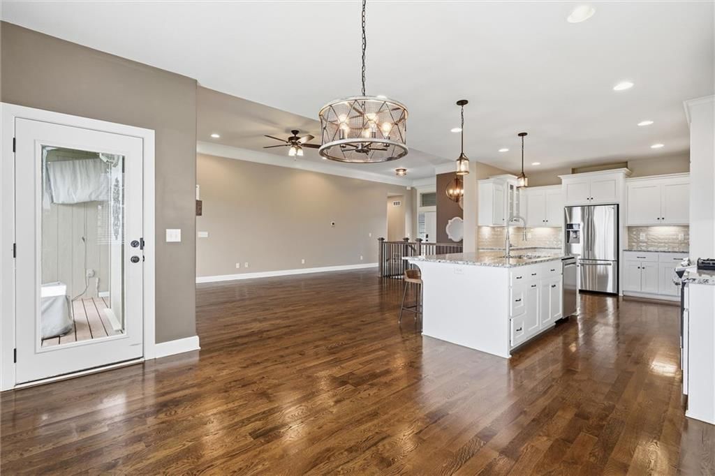 7485 NW Forest Lakes Drive — photo 11