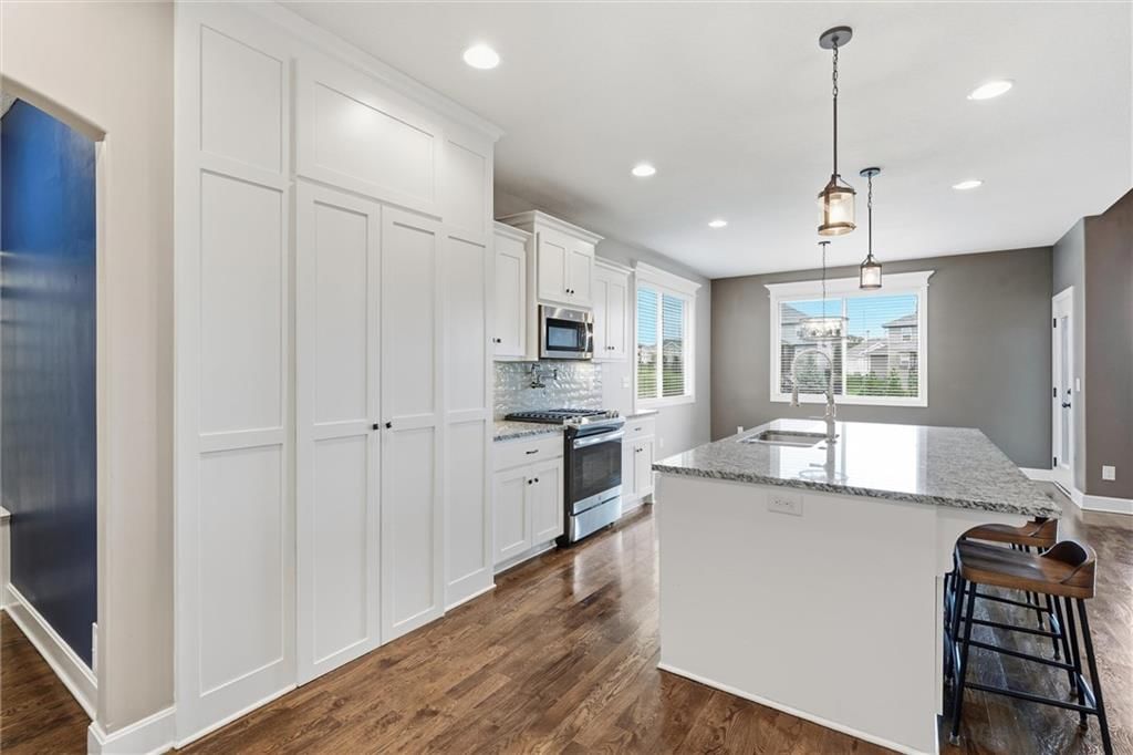 7485 NW Forest Lakes Drive — photo 15