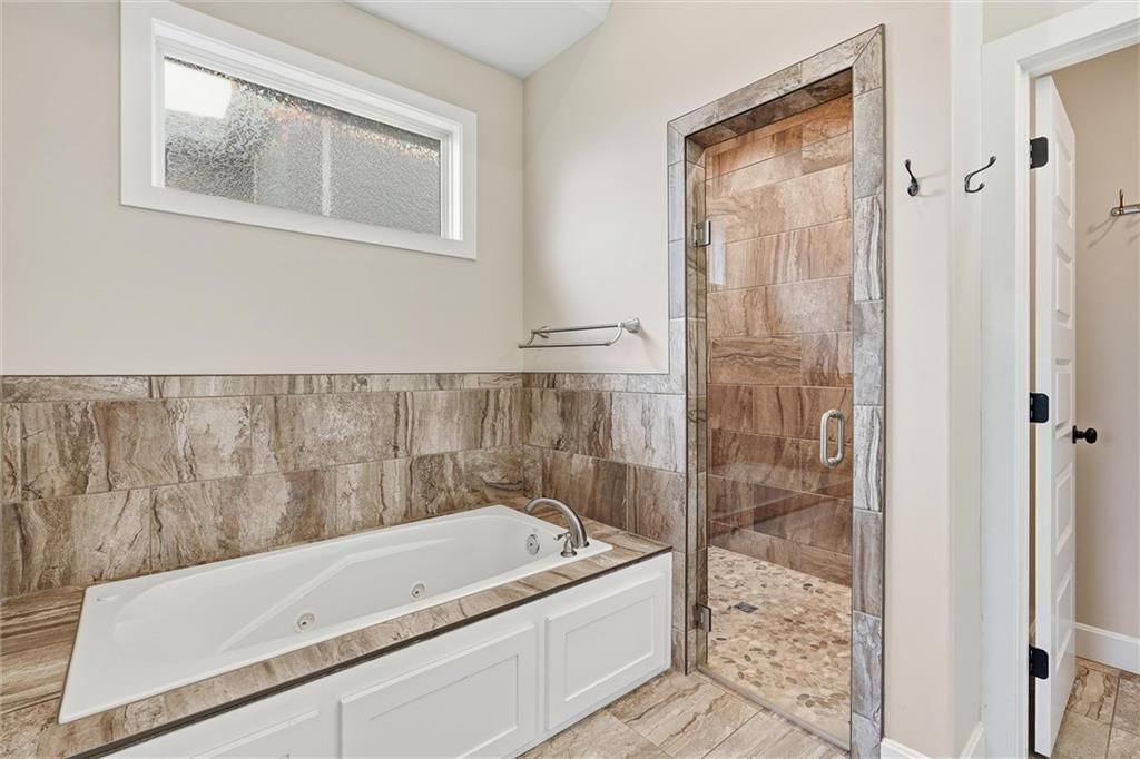 7485 NW Forest Lakes Drive — photo 24