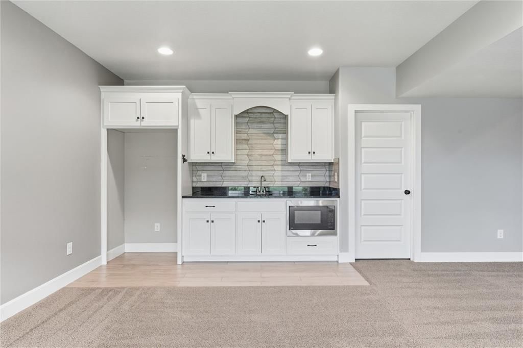 7485 NW Forest Lakes Drive — photo 37