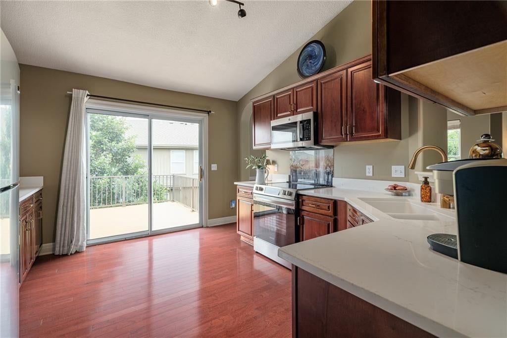 8924 Inkster Street — photo 12