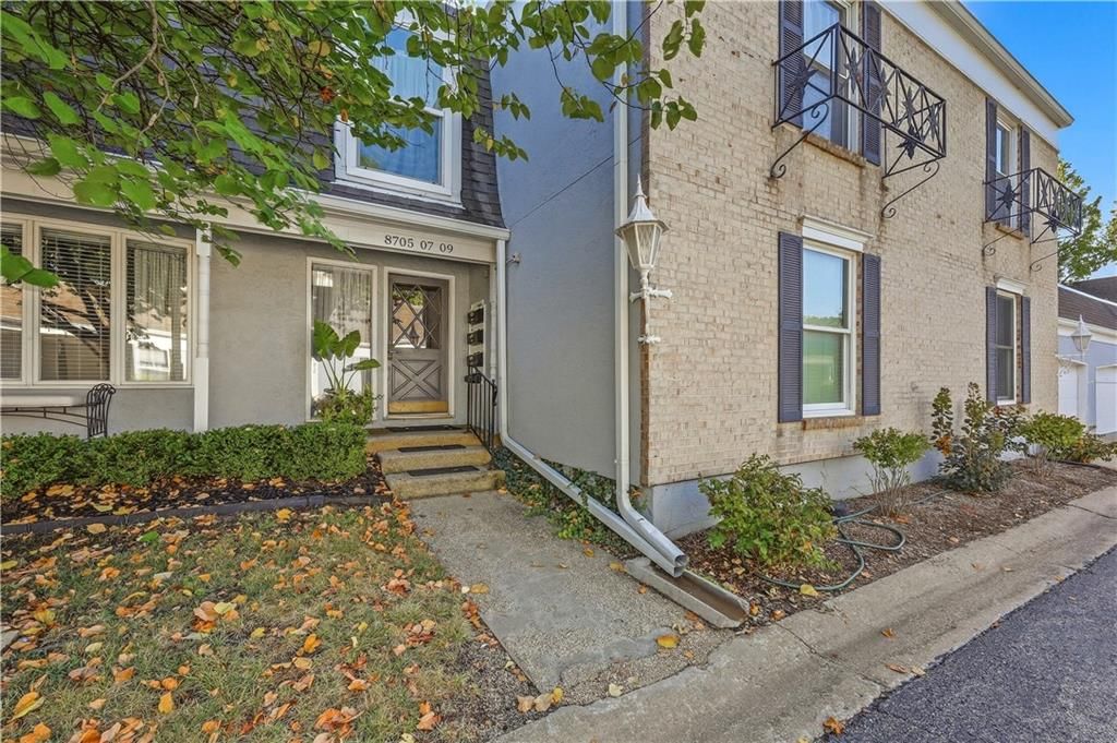 8705 Riggs Lane — photo 1