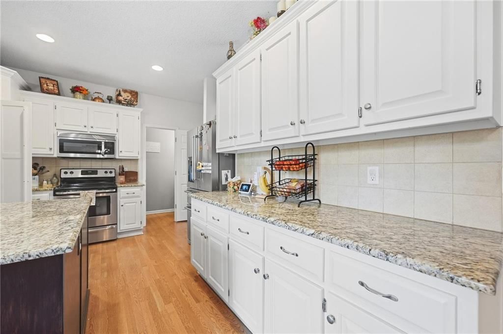 20908 W 53rd Street — photo 6