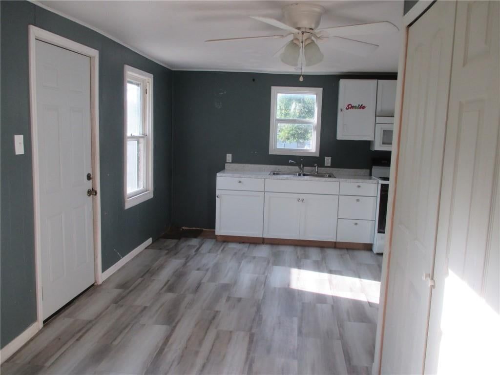 Photo 20 of 20 - 612 E Gordon Street, Marshall, MO 65340