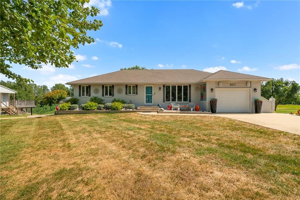 907 N 5th Street, Drexel, MO