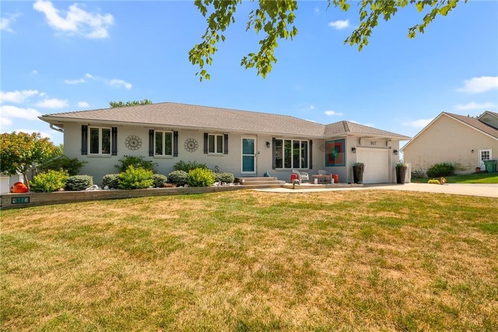 907 N 5th Street, Drexel, MO: listing photo 2