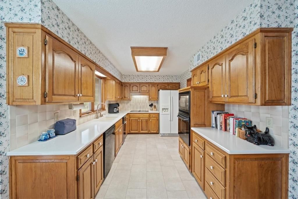 11754 Gillette Street — photo 14