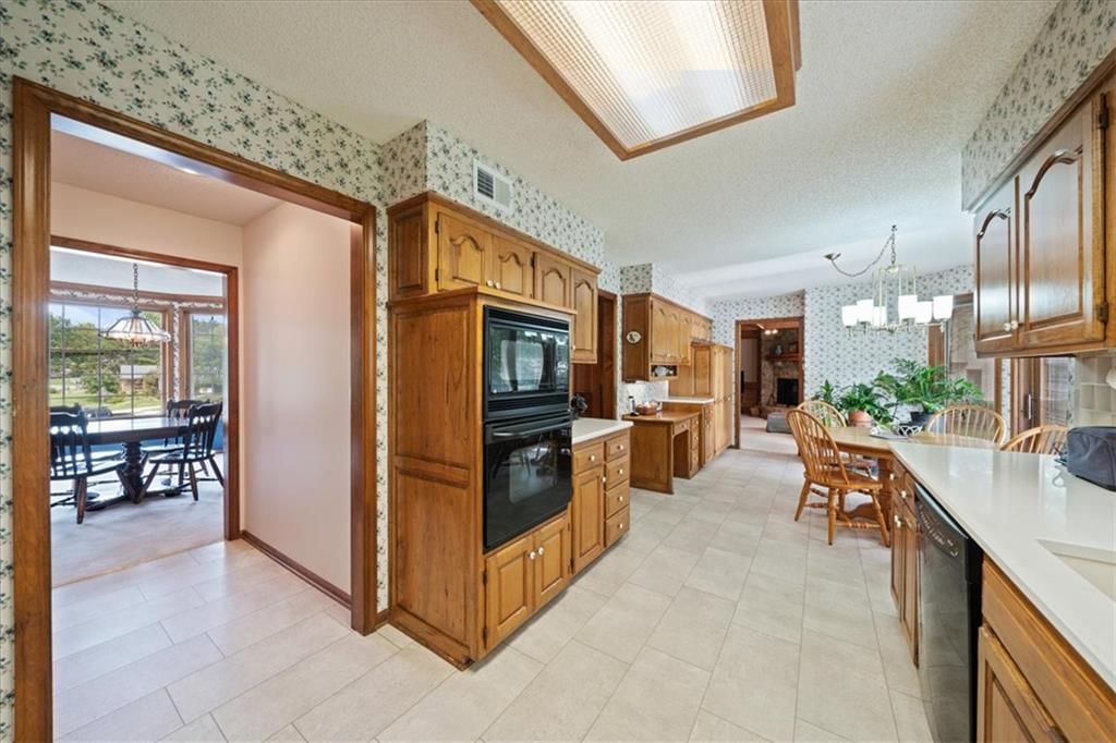 11754 Gillette Street — photo 15