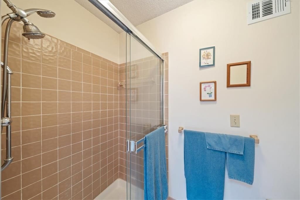 11754 Gillette Street — photo 22