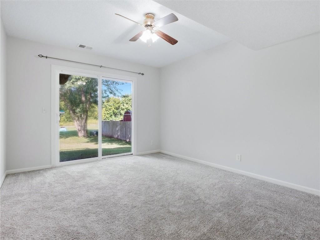 800 Garnes Street — photo 27