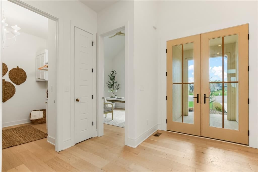 1816 NE Lashbrook Circle — photo 3