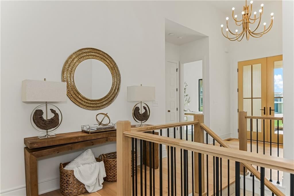 1816 NE Lashbrook Circle — photo 4