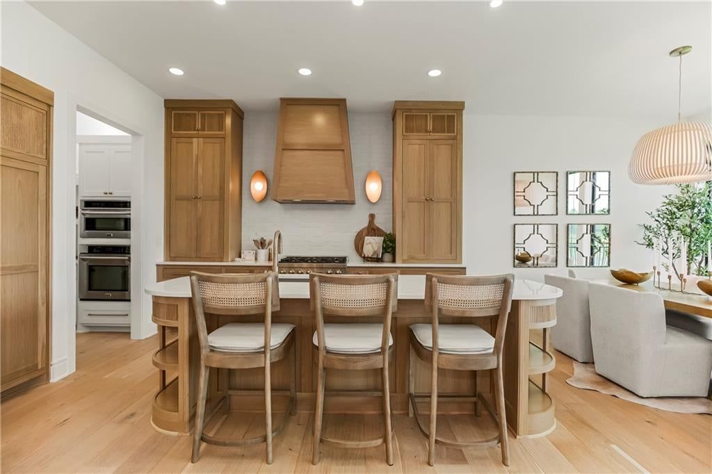 1816 NE Lashbrook Circle — photo 10