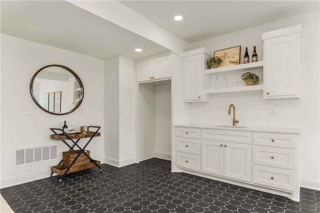 1816 NE Lashbrook Circle — photo 30
