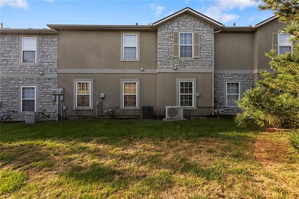 1181 N Martway Drive — photo 31