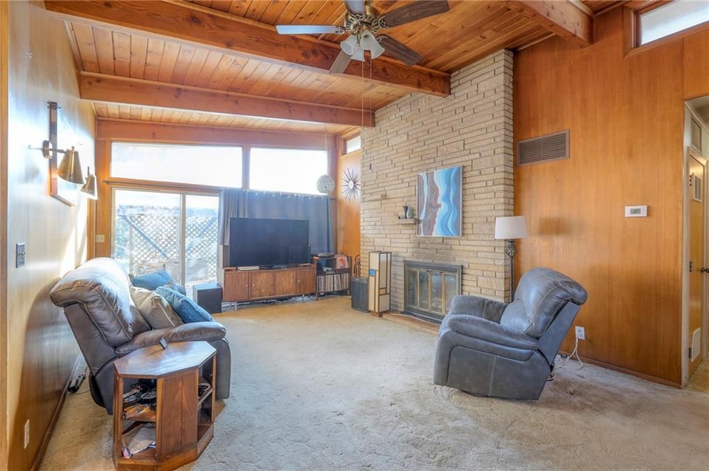 9 Crestview Drive, Paola, KS: listing photo 2