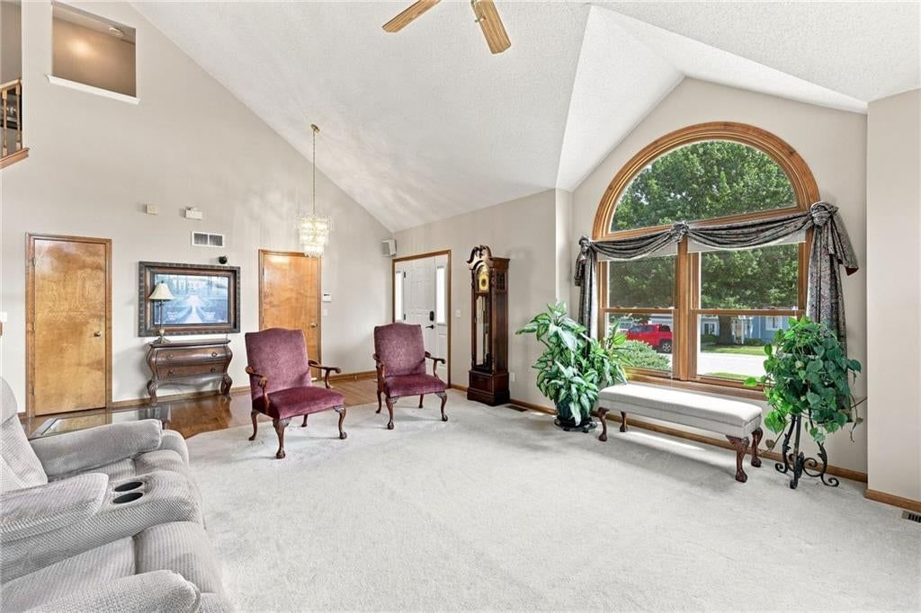 6726 N Charleston Drive — photo 6